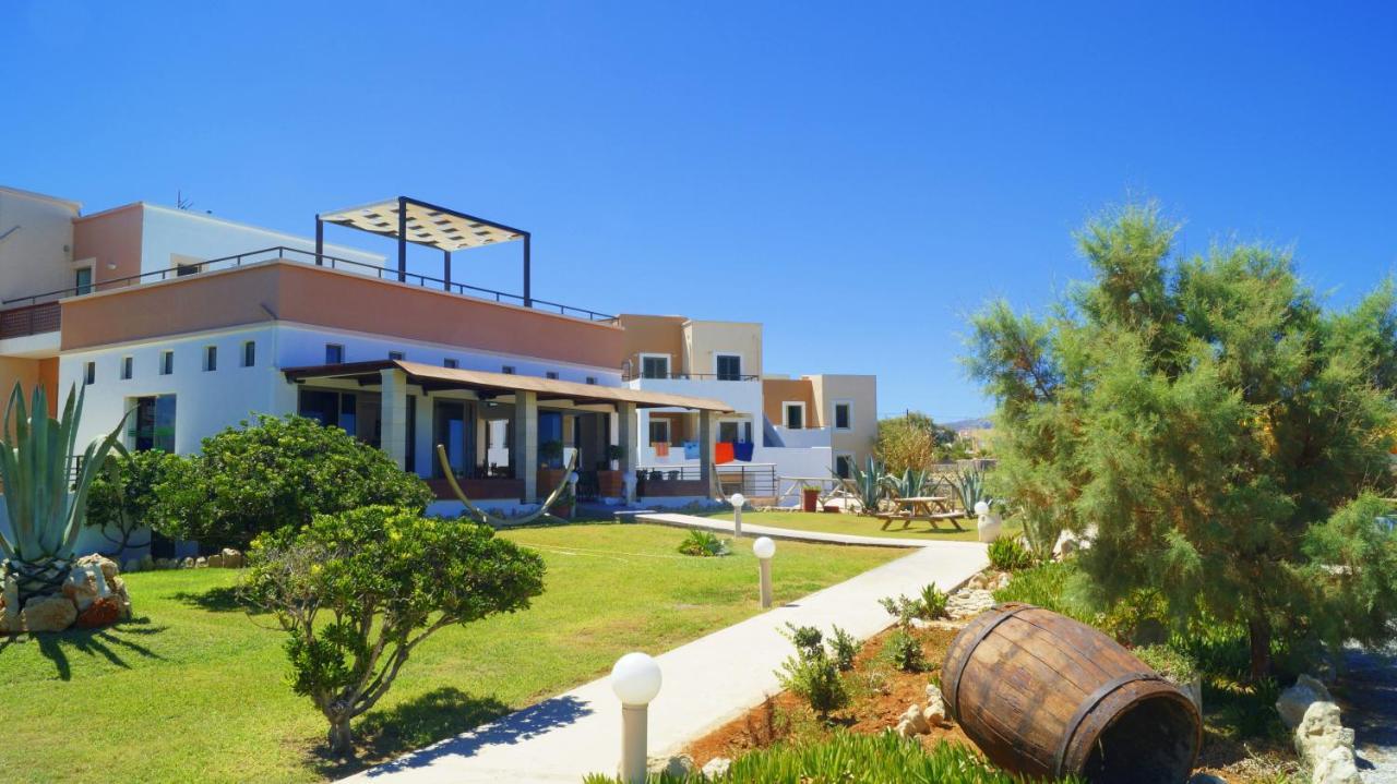 Alkionis Beach Hotel Apartments Sfáka Exterior foto